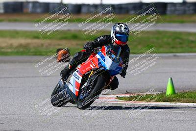 media/Jan-21-2023-Fastrack Riders (Sat) [[fcf3f88a30]]/Level 2/Session 4 Turn 6-Mountian Shot/